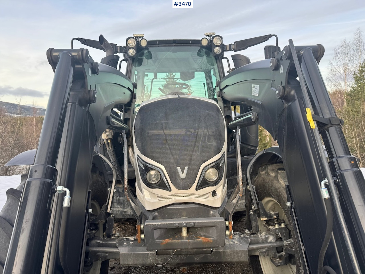 Trattore 2019 Valtra N134 w/ Front loader and bucket. 900 hours!: foto 33