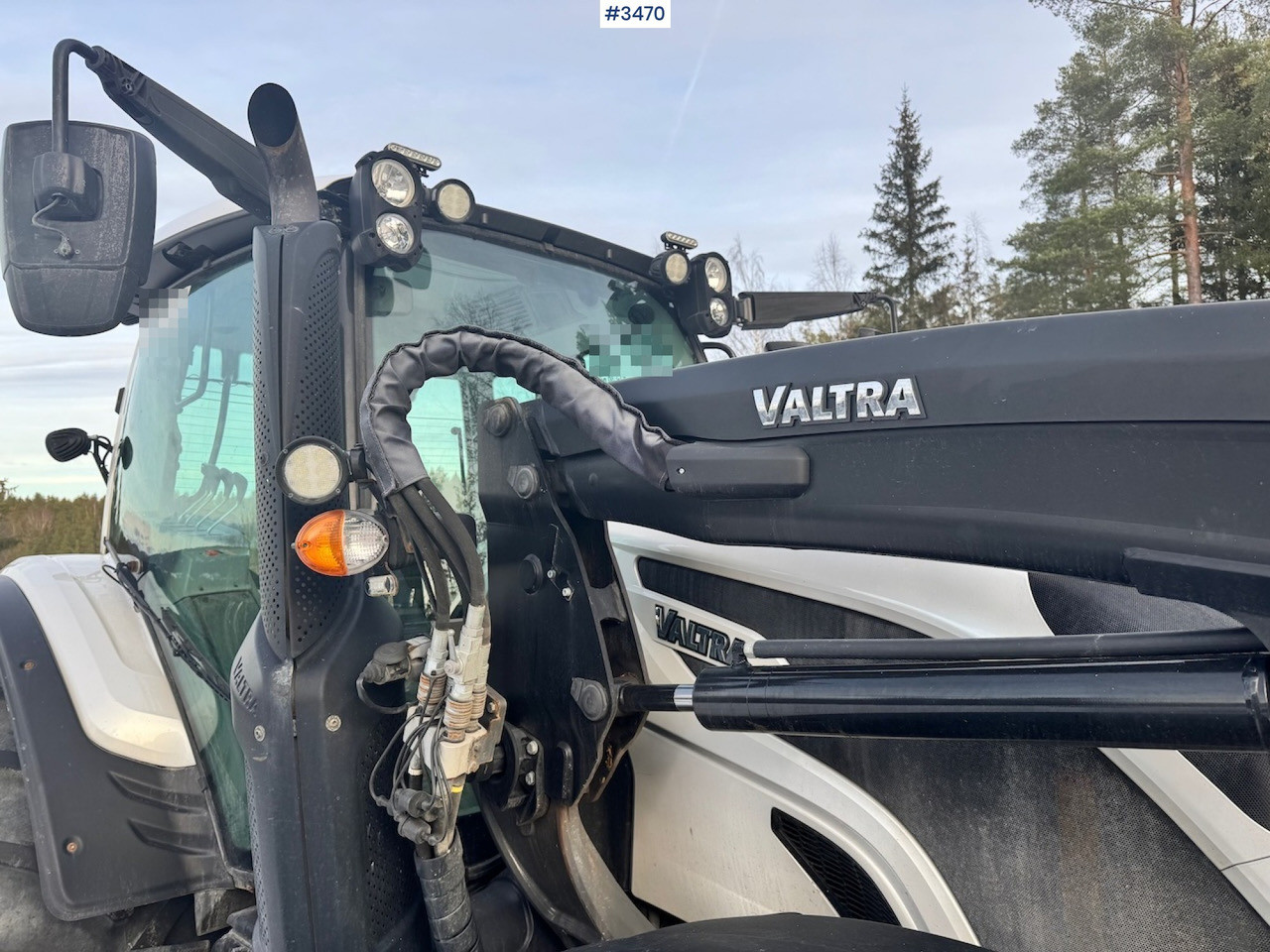 Trattore 2019 Valtra N134 w/ Front loader and bucket. 900 hours!: foto 36