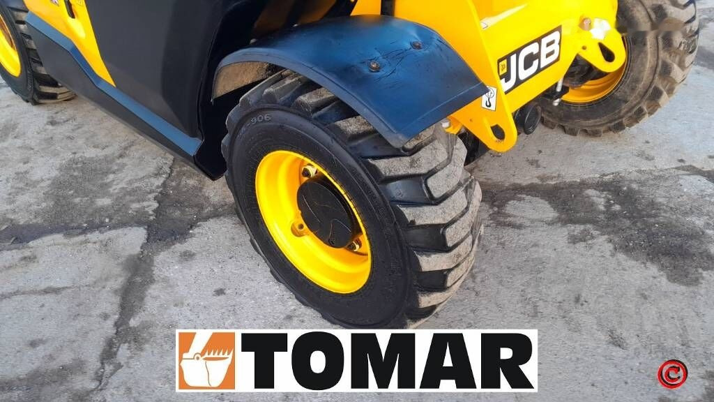 Sollevatore telescopico JCB 525-60: foto 17