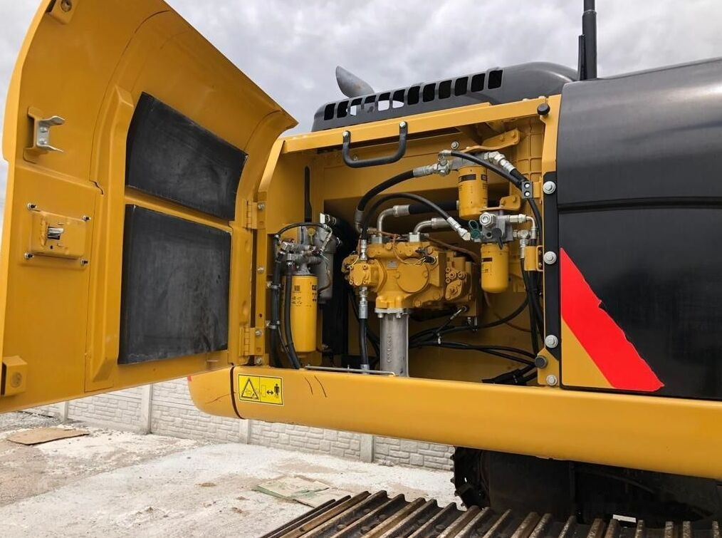 Escavatore cingolato Caterpillar 330D2L: foto 8