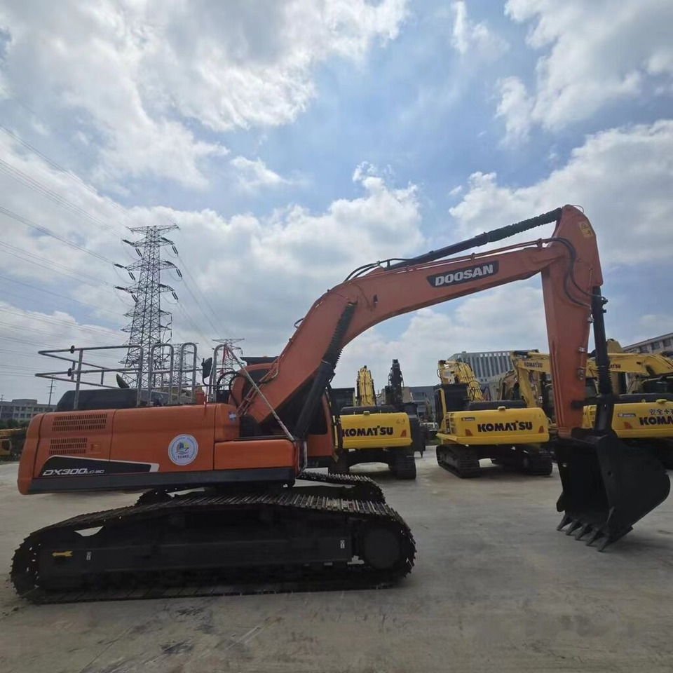 Escavatore cingolato Doosan DX300LC: foto 10