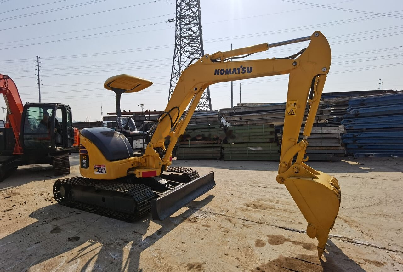 Miniescavatore Komatsu PC40MR: foto 8