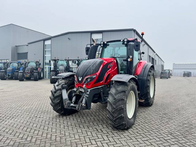 Trattore Valtra T144 Hitech: foto 9