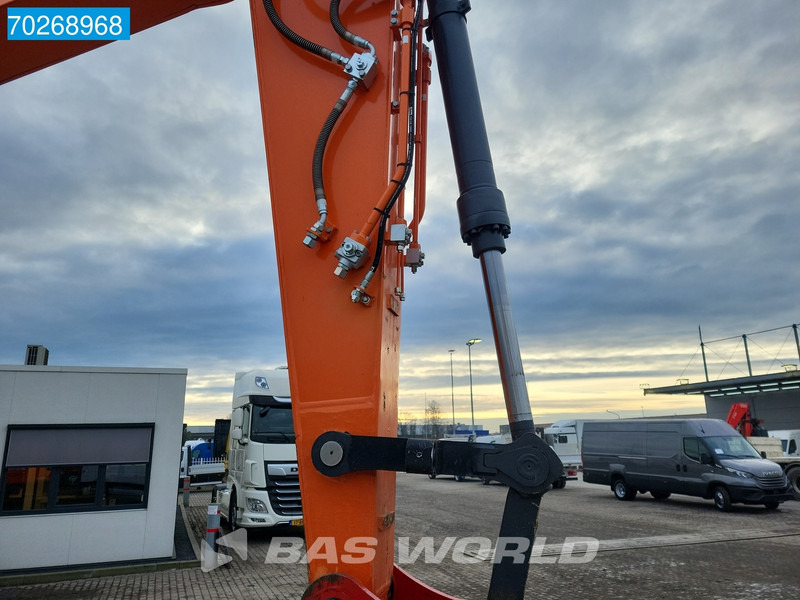 Escavatore cingolato Doosan DX225 LC-5 LOW HOURS: foto 11