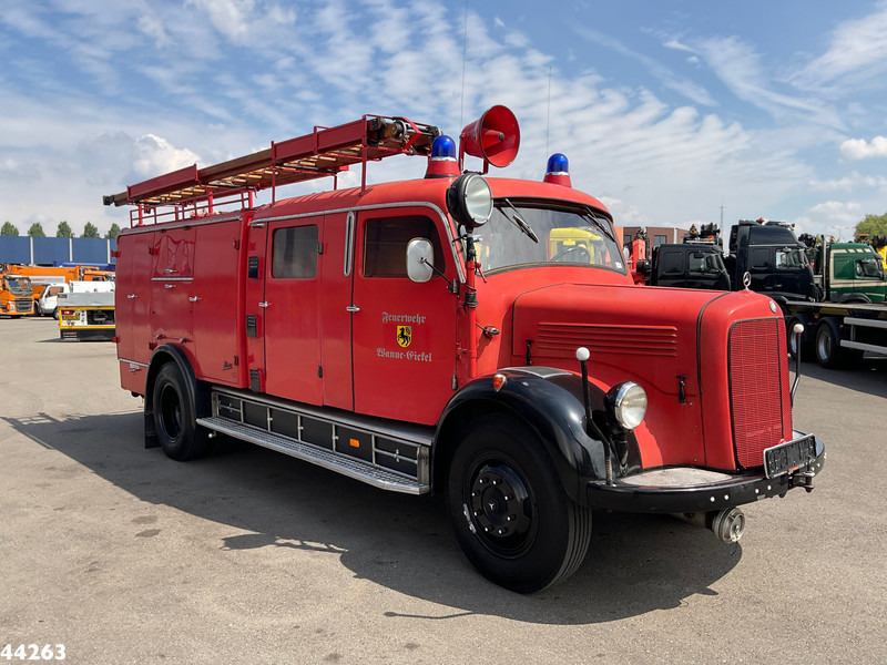 Autopompa Mercedes-Benz LF 311 Oldtimer Feuerwehrfahrzeug Just 35.940 km!: foto 7