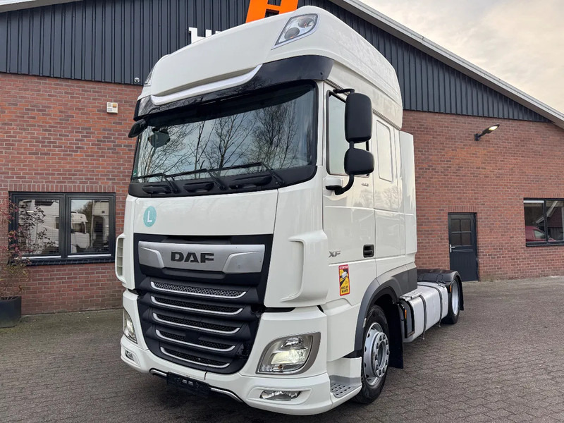 Trattore stradale DAF XF 480 4X2 SSC Super Space Lowdeck Standairco 558.820KM ACC German Truck: foto 18