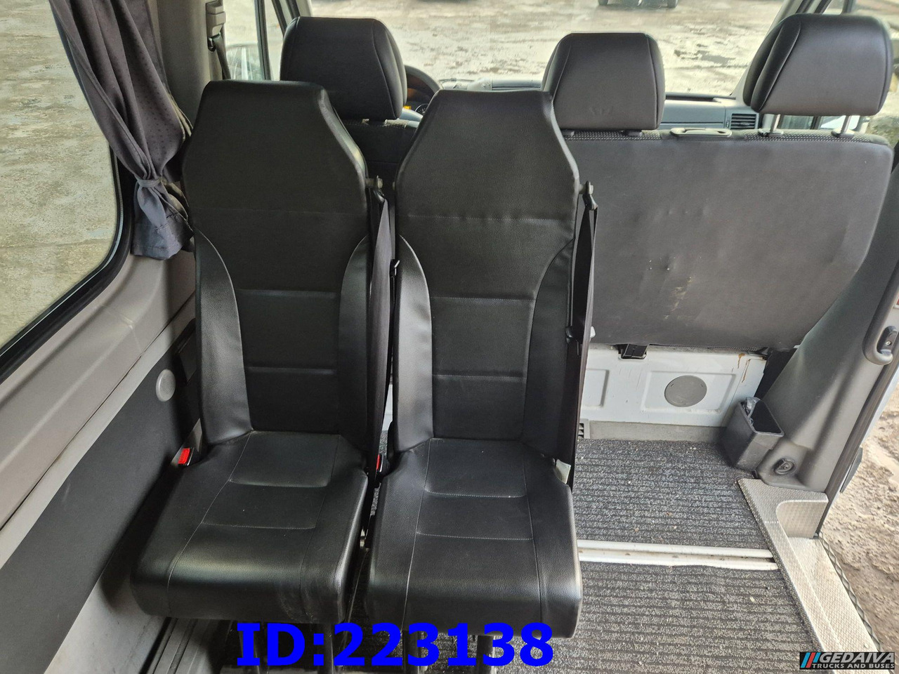 Pullman MERCEDES-BENZ Sprinter 213 - Euro5: foto 20