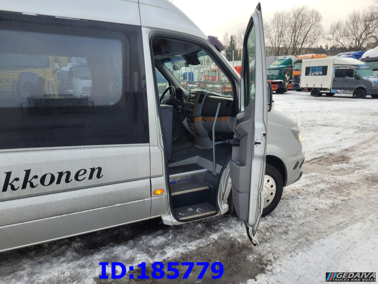 Pullman MERCEDES-BENZ Sprinter 316 - VIP - Avestark: foto 10