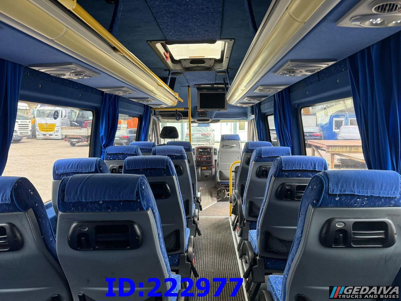 Pullman MERCEDES-BENZ Sprinter 516 VIP 21-places - Euro5: foto 27