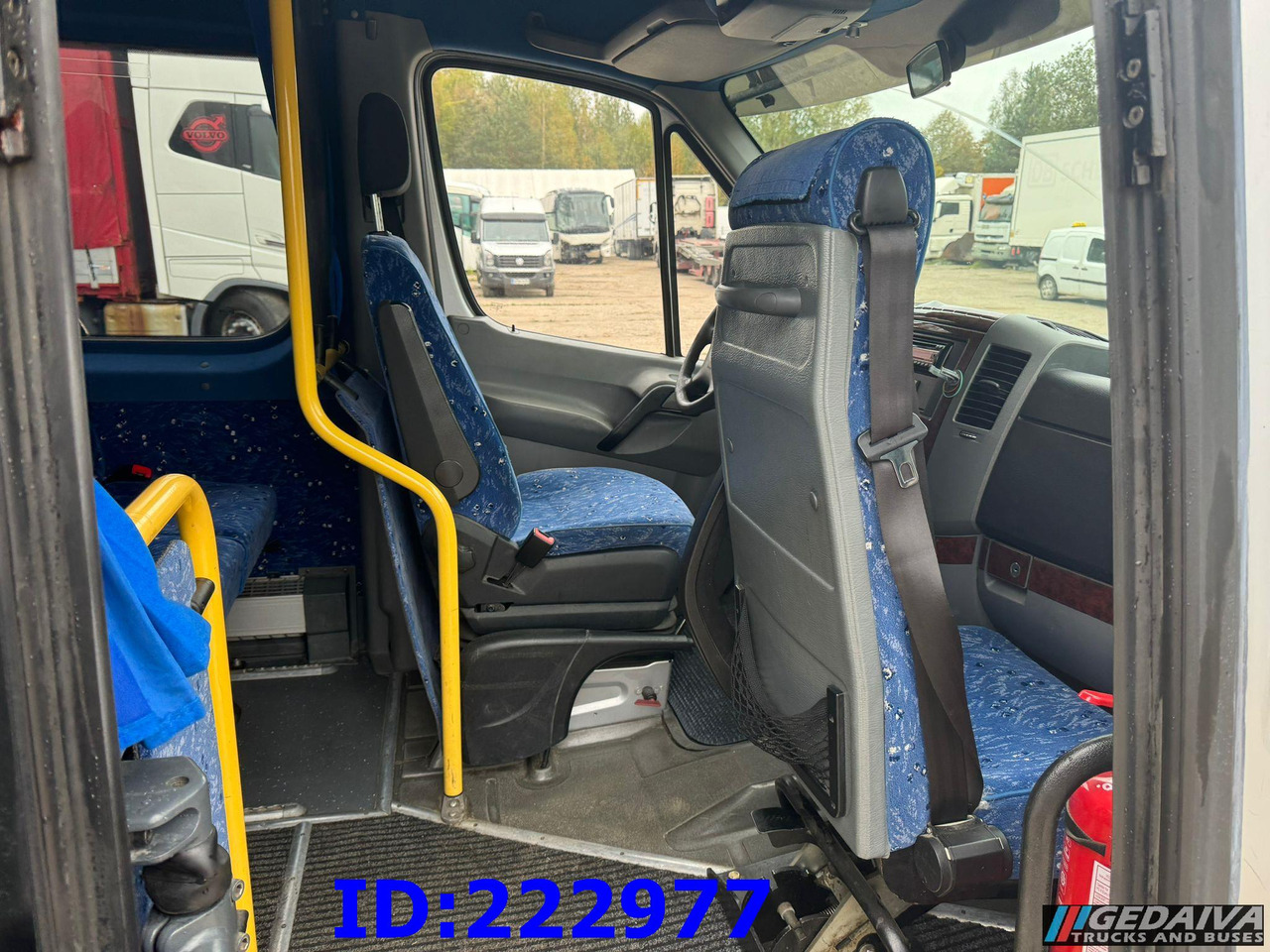 Pullman MERCEDES-BENZ Sprinter 516 VIP 21-places - Euro5: foto 19