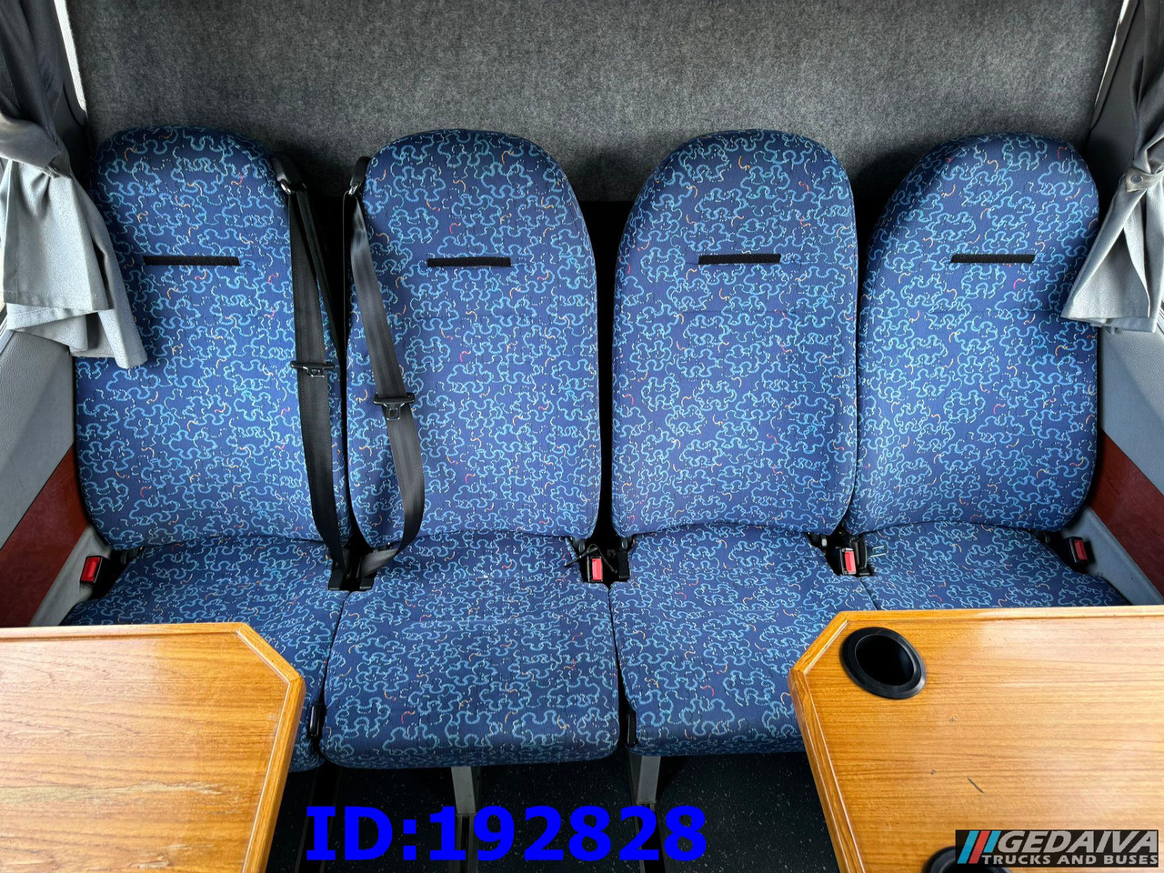 Pullman MERCEDES-BENZ Sprinter 519 - 17 place - Euro5: foto 21