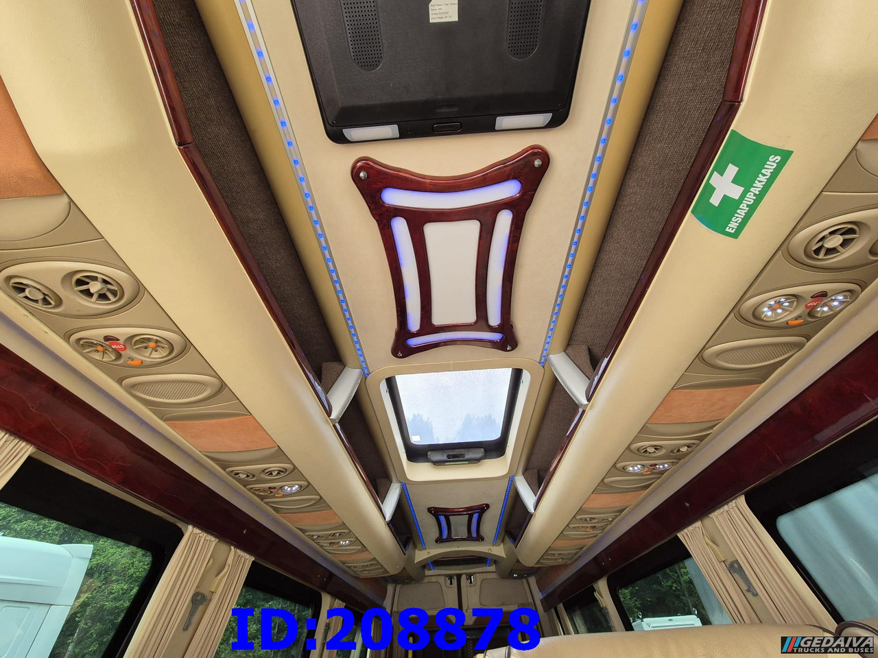 Pullman MERCEDES-BENZ Sprinter 519 -VIP- 17 places: foto 18