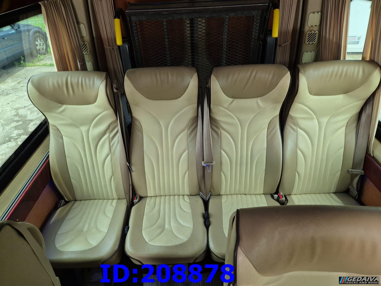 Pullman MERCEDES-BENZ Sprinter 519 -VIP- 17 places: foto 25