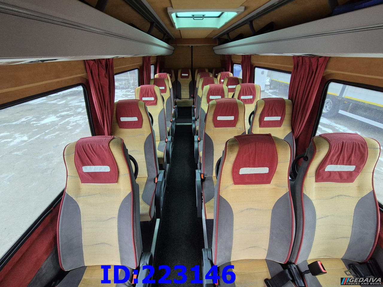 Pullman MERCEDES-BENZ Sprinter 519 VIP - 21Place -Euro 5: foto 15