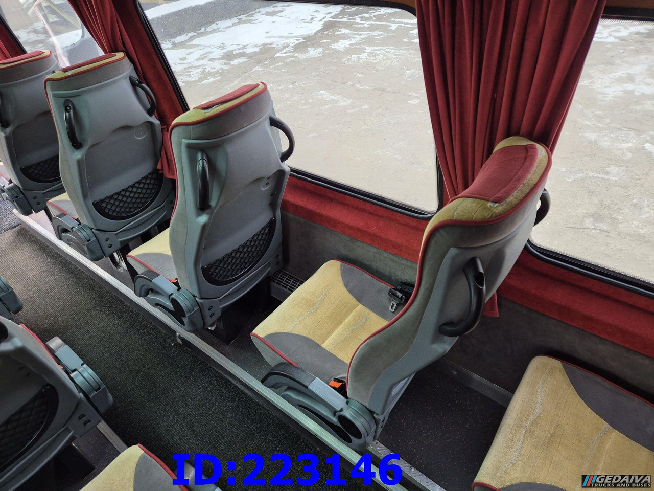 Pullman MERCEDES-BENZ Sprinter 519 VIP - 21Place -Euro 5: foto 21