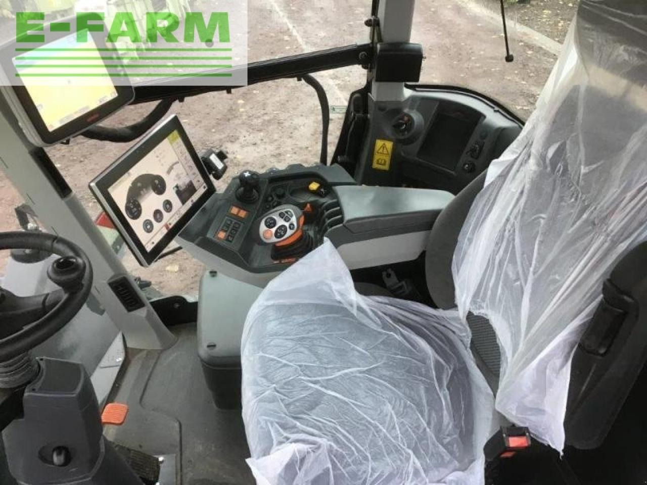 Trattore CLAAS xerion 4200 trac vc TRAC VC: foto 7