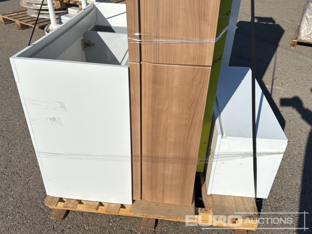 Attrezzatura da costruzione Pallet of Bath Furniture (2 of): foto 7