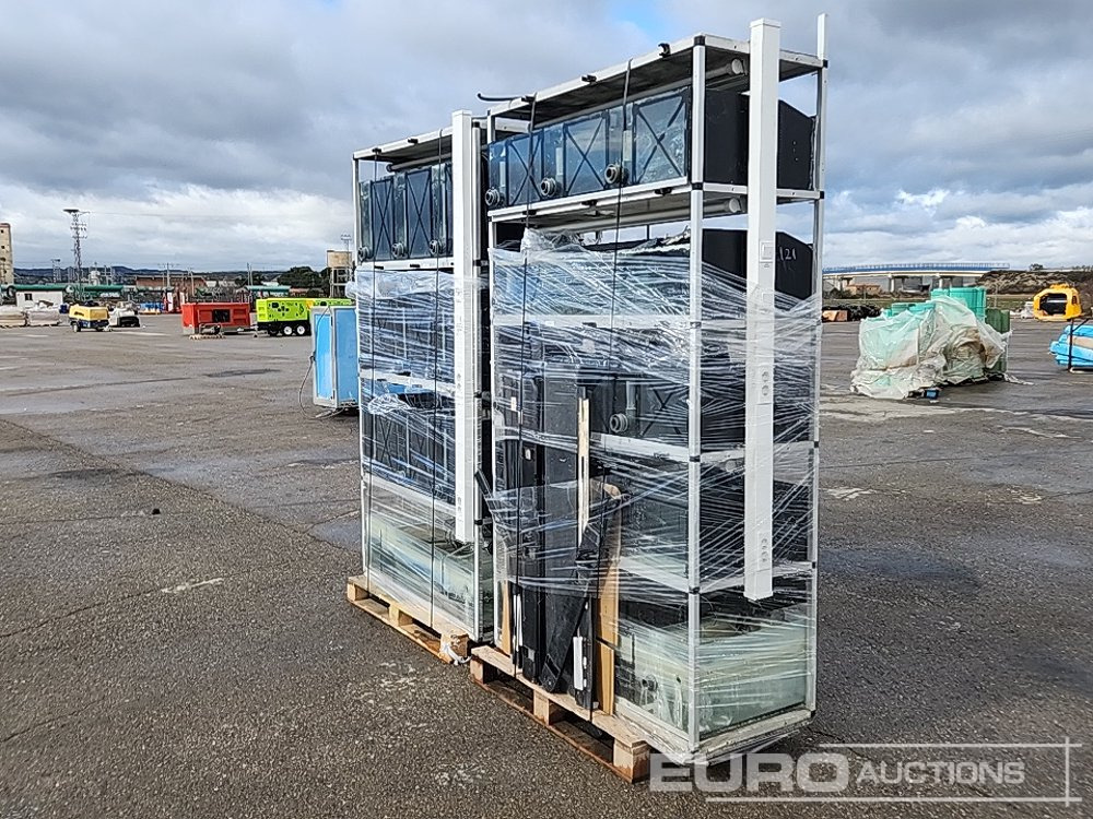 Attrezzatura da costruzione Pallet of Varios Aquariums (2 of): foto 6