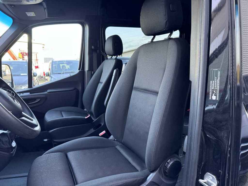 Ambulanza Mercedes-Benz Sprinter 317 CDI Rollstuhl-/Behinderten-Lift AMF: foto 12