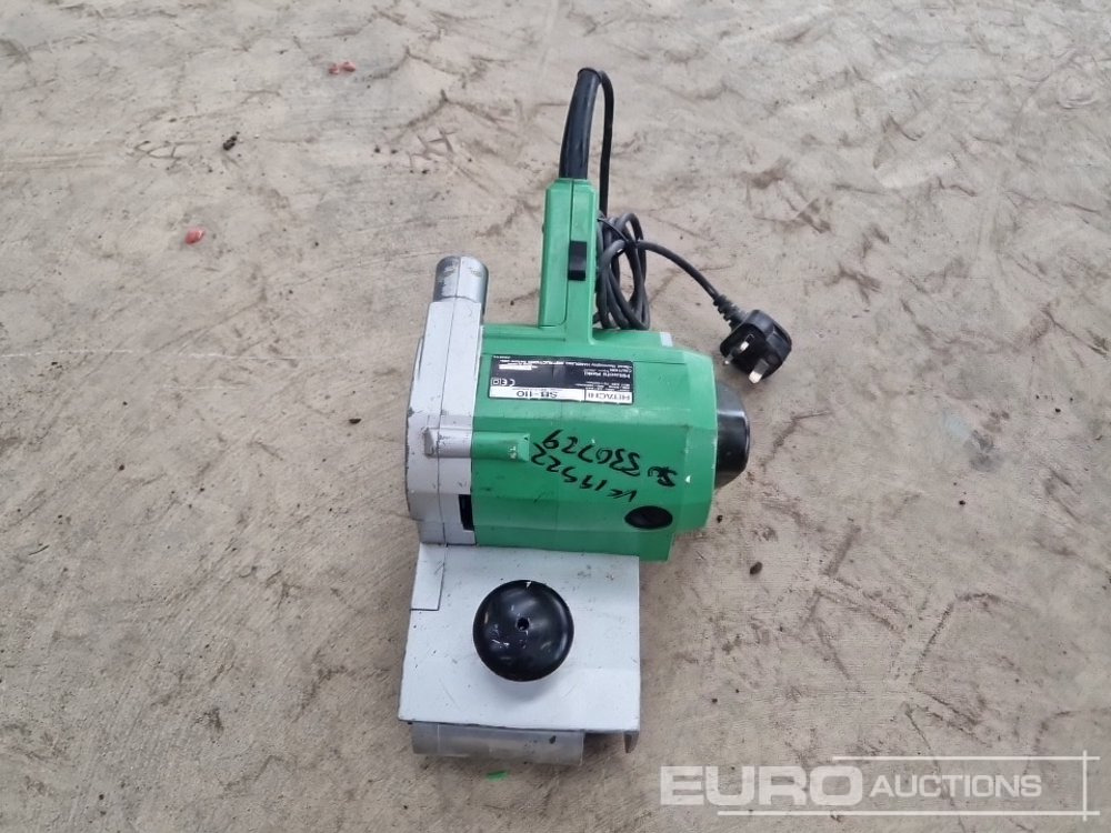 Attrezzatura da costruzione Hitachi SB-10 240 Volt Belt Sander: foto 8