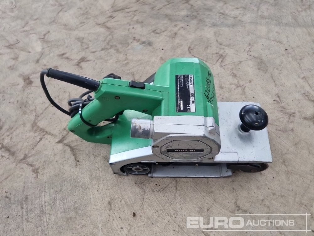 Attrezzatura da costruzione Hitachi SB-10 240 Volt Belt Sander: foto 6