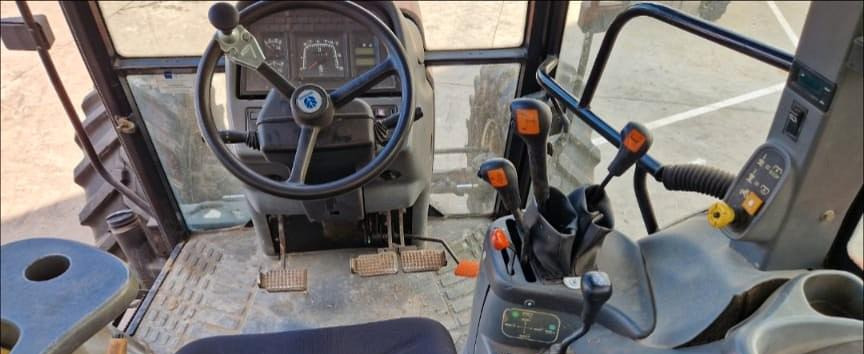 Trattore Trattore usato New Holland TS 110: foto 6