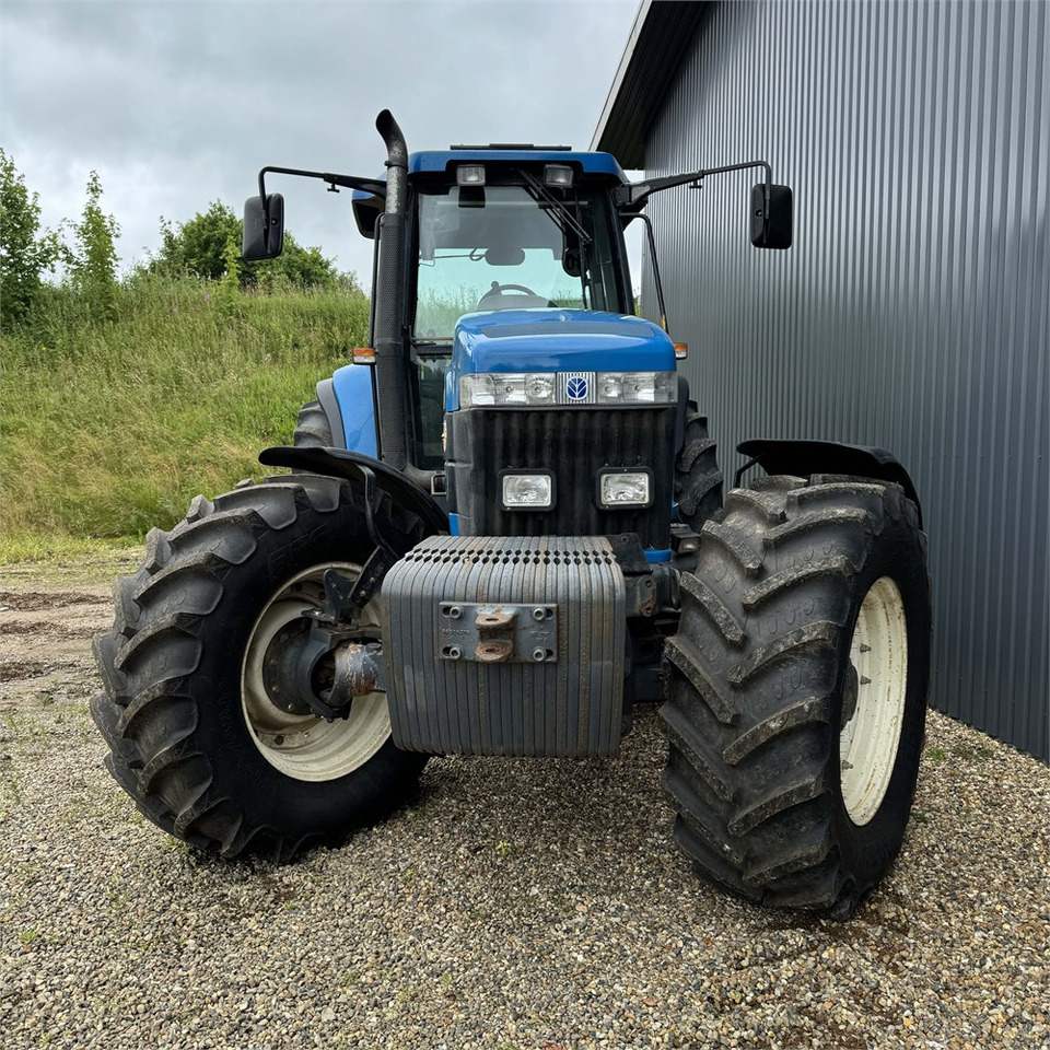 Trattore New Holland 8770: foto 9