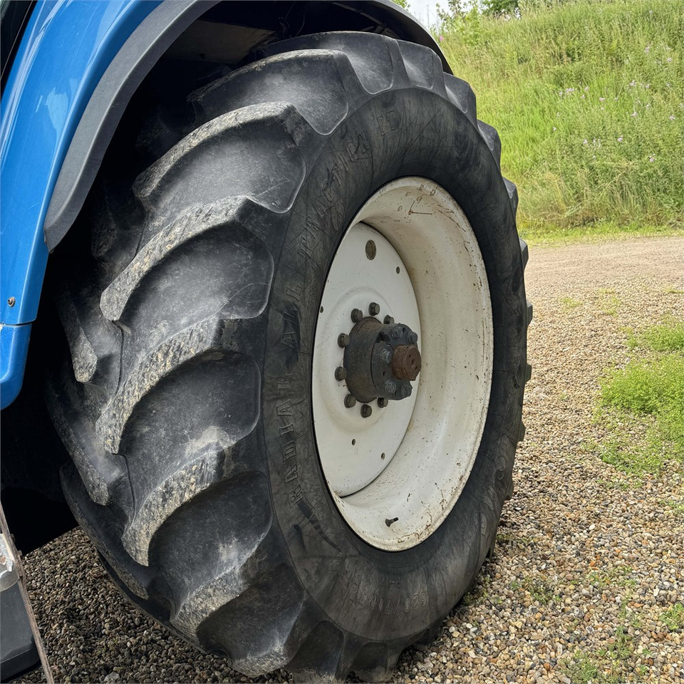 Trattore New Holland 8770: foto 33