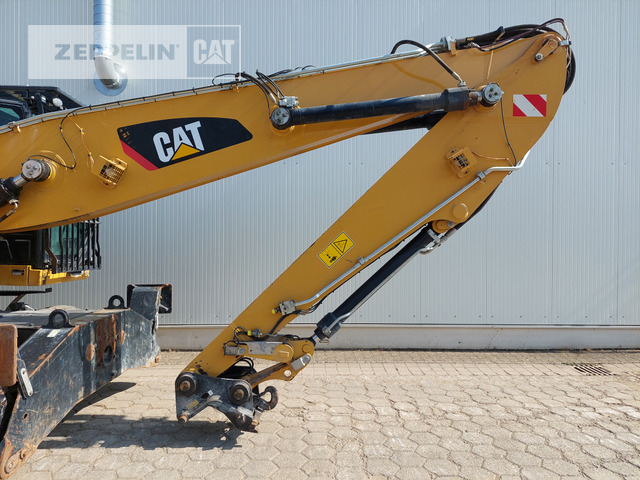 Escavatore per movimentazione Cat MH3024-06C: foto 14