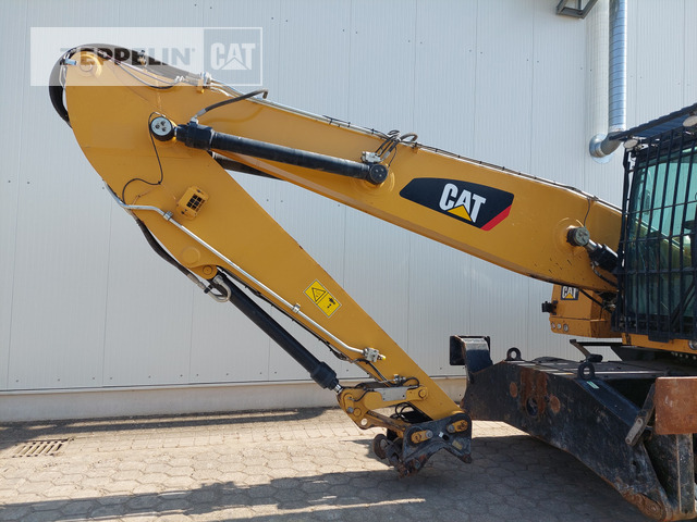 Escavatore per movimentazione Cat MH3024-06C: foto 13